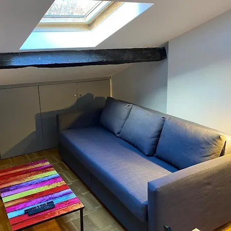 Appartement Lovely In The 9th Arrondissement Near The Quays