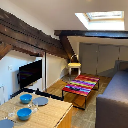 Appartement Lovely In The 9th Arrondissement Near The Quays
